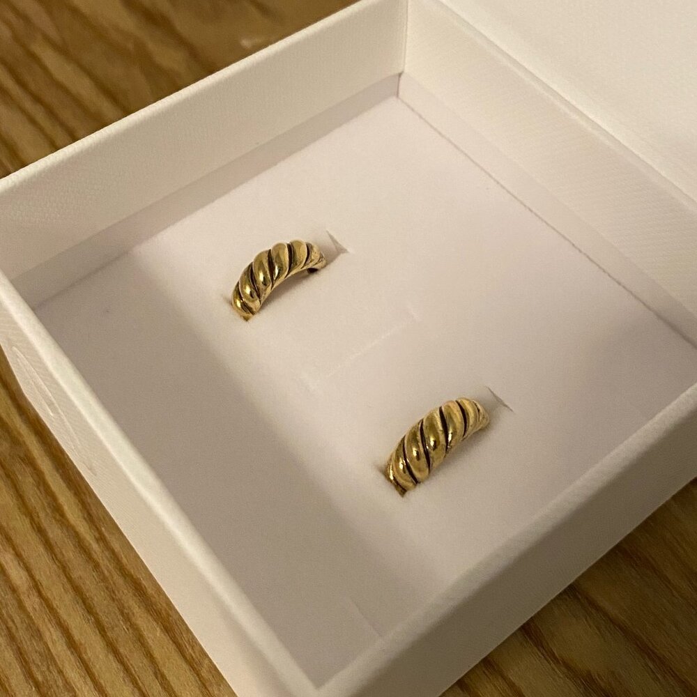 Mejuri Croissant Dome Gold Vermeil Hoops